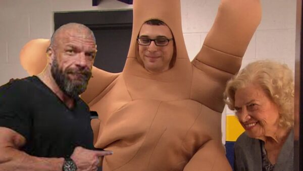 HHH mae young hand